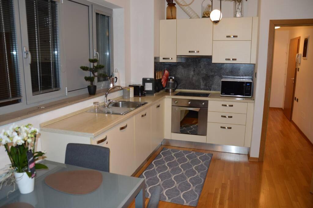 Apartma Sunlight Capodistria Esterno foto
